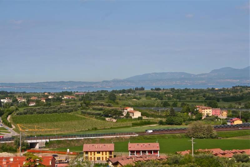 Nice Apartments Lake View & Free Parking Pastrengo Extérieur photo