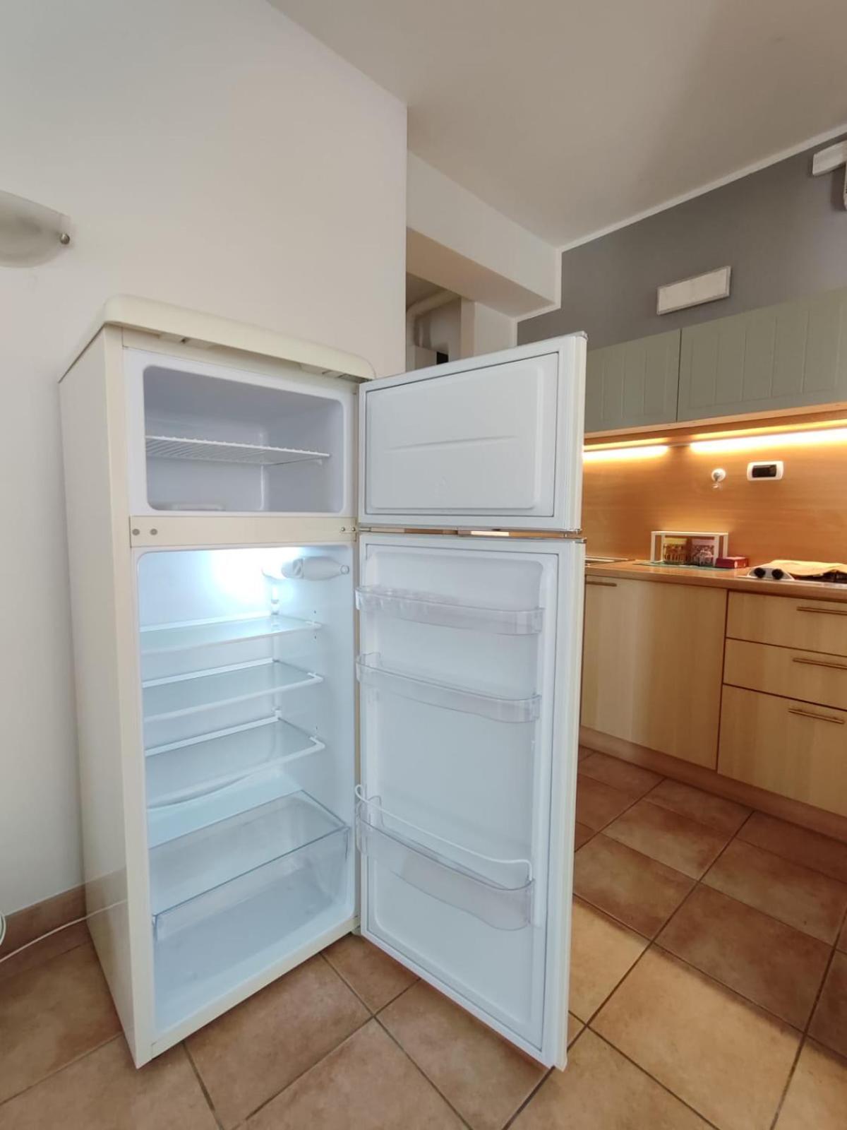 Nice Apartments Lake View & Free Parking Pastrengo Extérieur photo